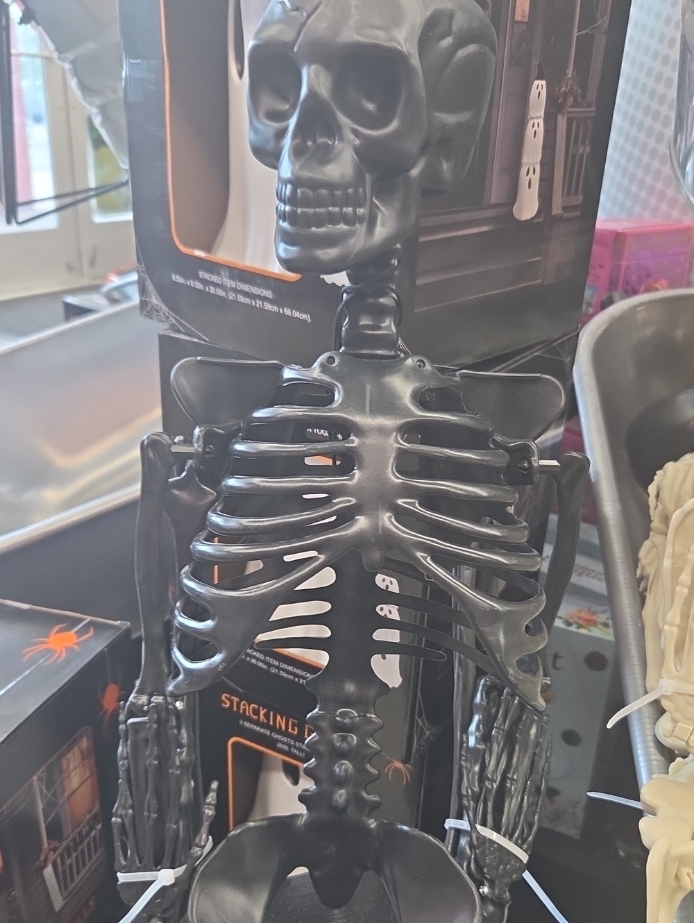 Decorative Black Skeleton Figurine for Home Kitchen